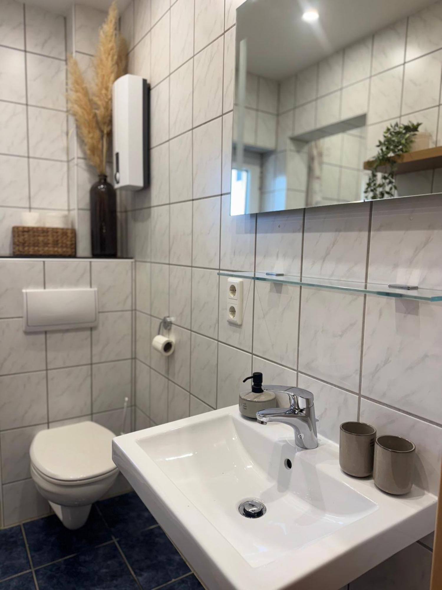 Gemuetliche, Helle Wohnung In 파더본 외부 사진